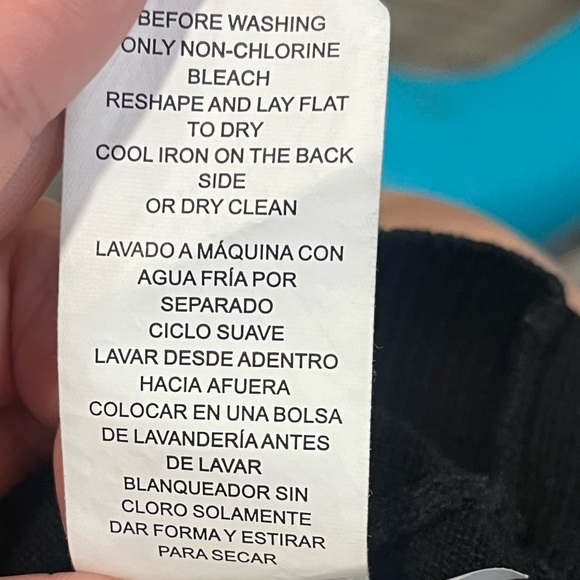 Michael Kors Women Black Short Sleeve sweater top Studded Logo Zs Medium - Picture 6 of 8